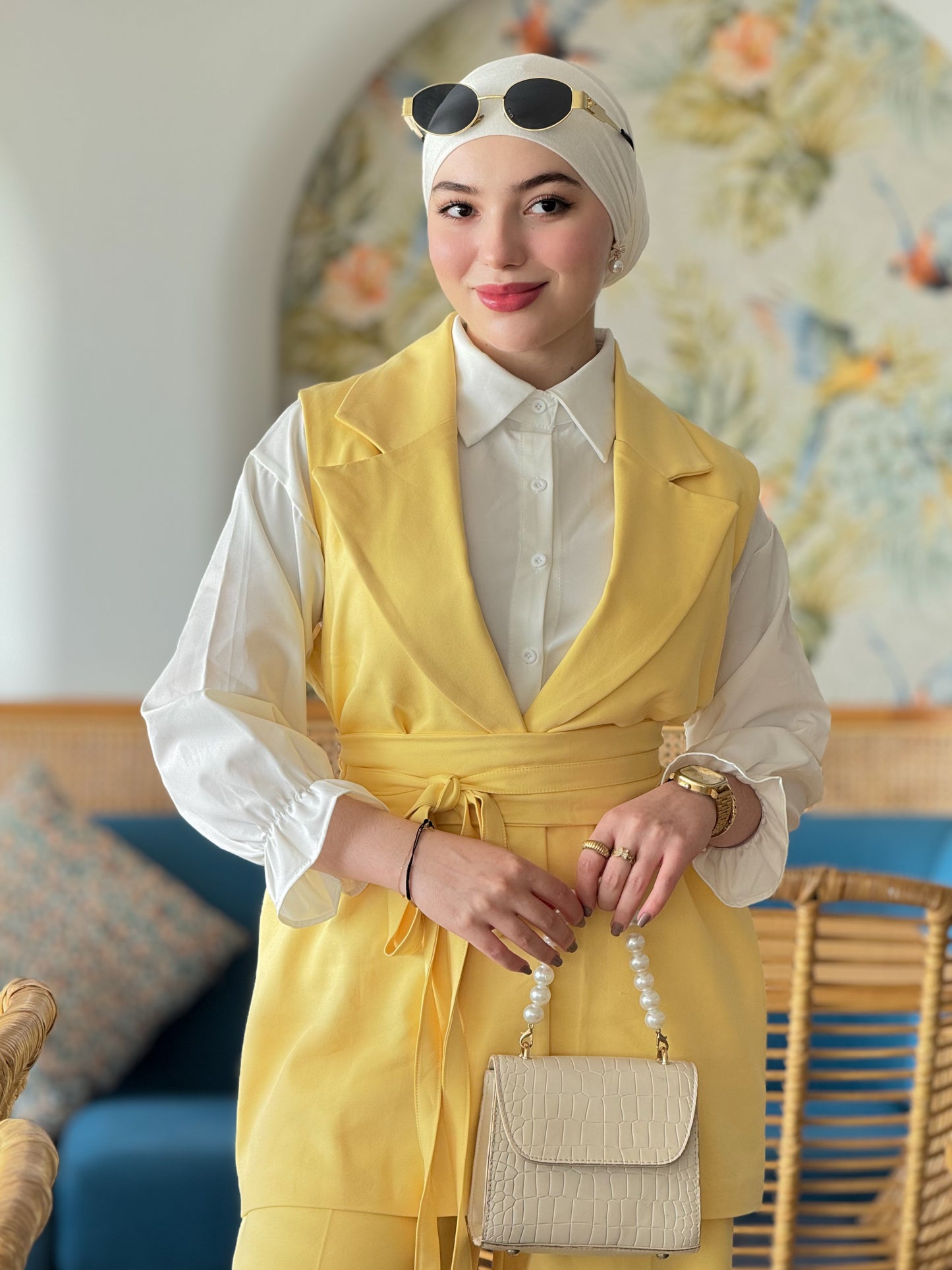 Set Gilet + pantalon avec ceinture jaune