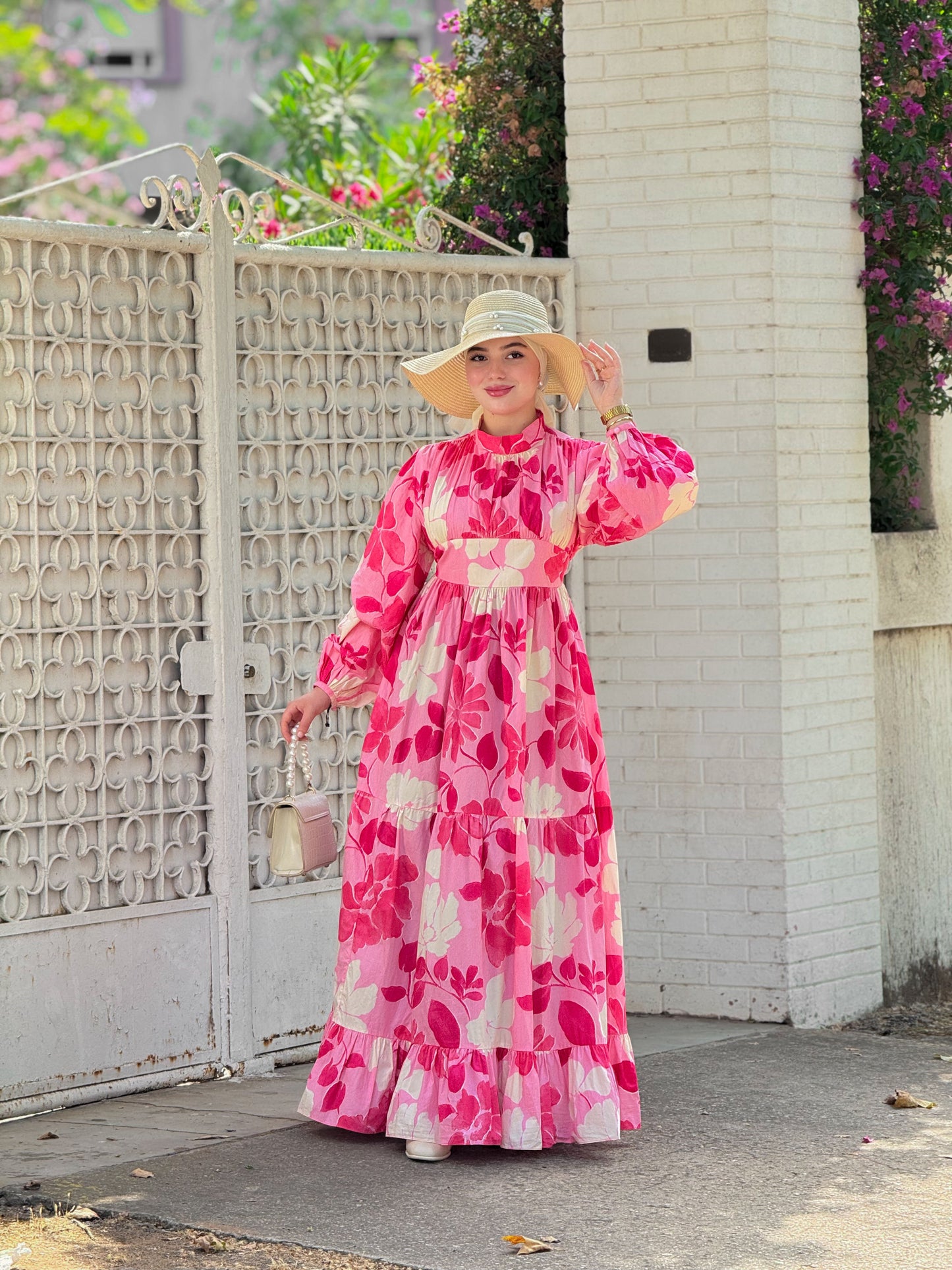 Tulips rose robe florale coupe féminine