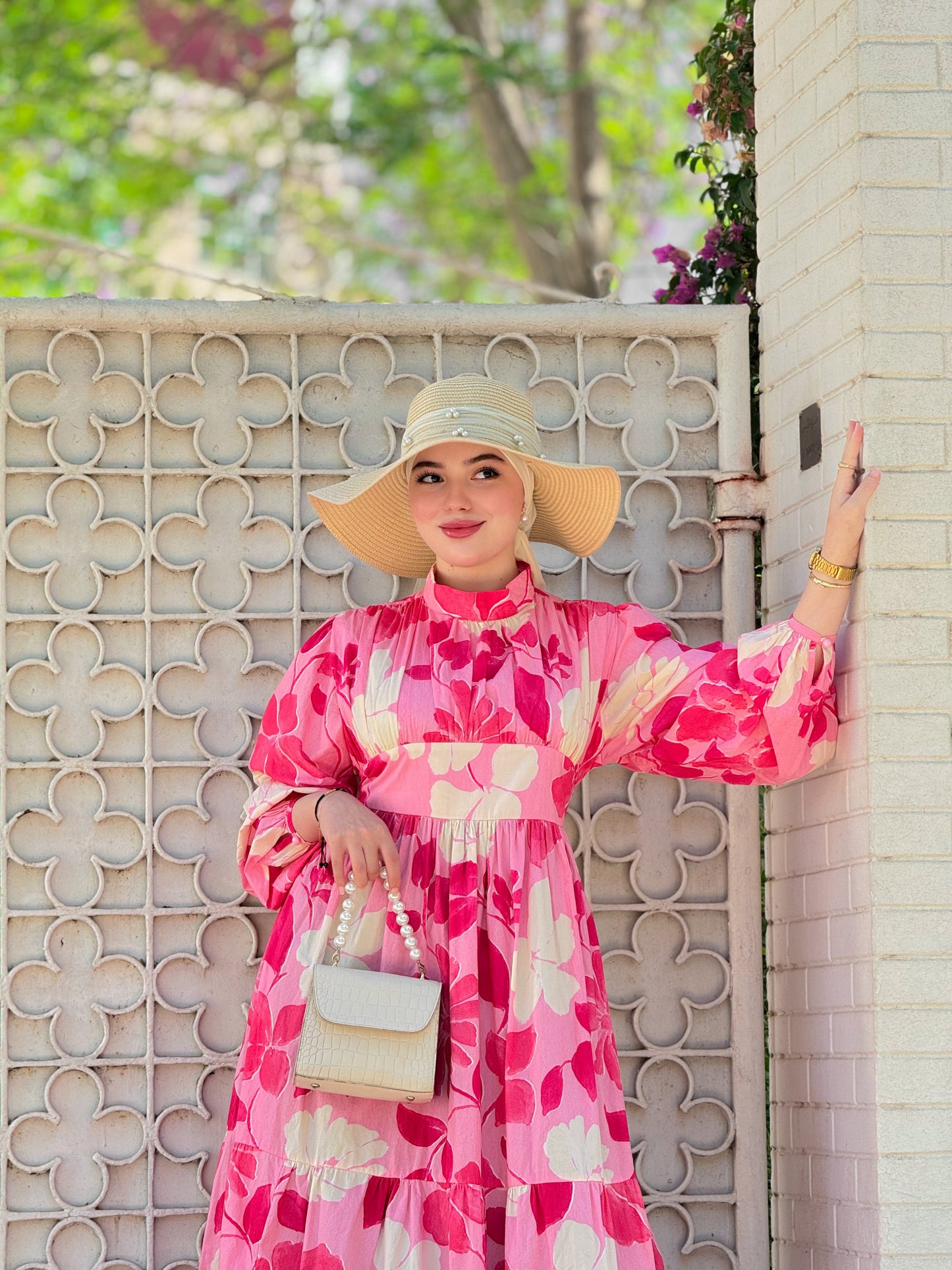 Tulips rose robe florale coupe féminine